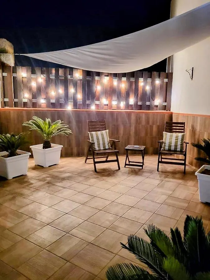 Il Cortile Degli Artisti Bed & Breakfast Marsala 0*,  Italy
